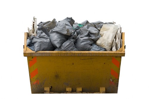 Choosing the Right Waste Removal Service Provider